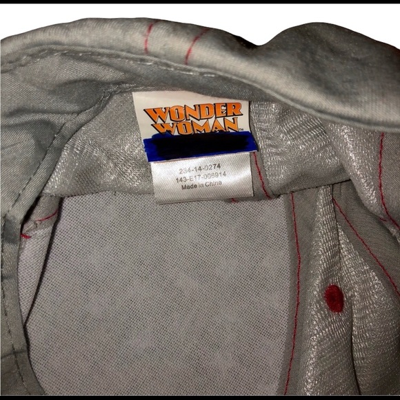 Girl’s Wonder Woman Baseball Hat - Picture 7 of 14